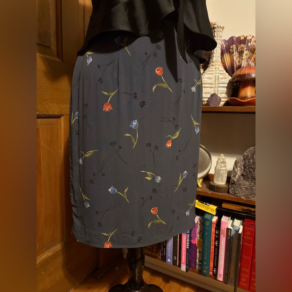 Vintage Harold's Gray Floral Mini Sheer Skirt size 4 zipper button closure